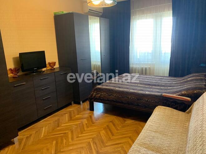 Sale, old building, 3 room, 95 m², Yeni Guneshli d.