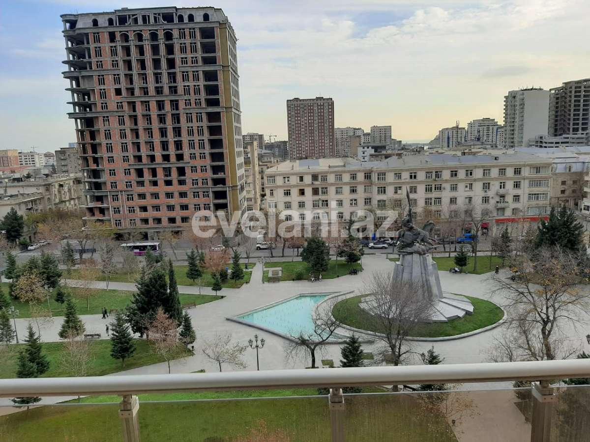 Сдаётся, новостройка, 3-комнаты, 150 m², Гянджлик m.