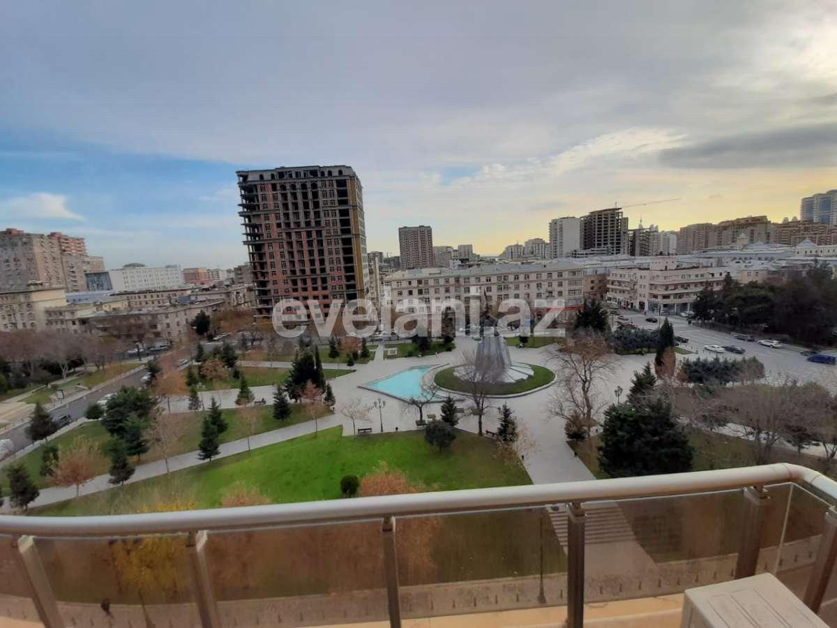 Сдаётся, новостройка, 3-комнаты, 150 m², Гянджлик m.