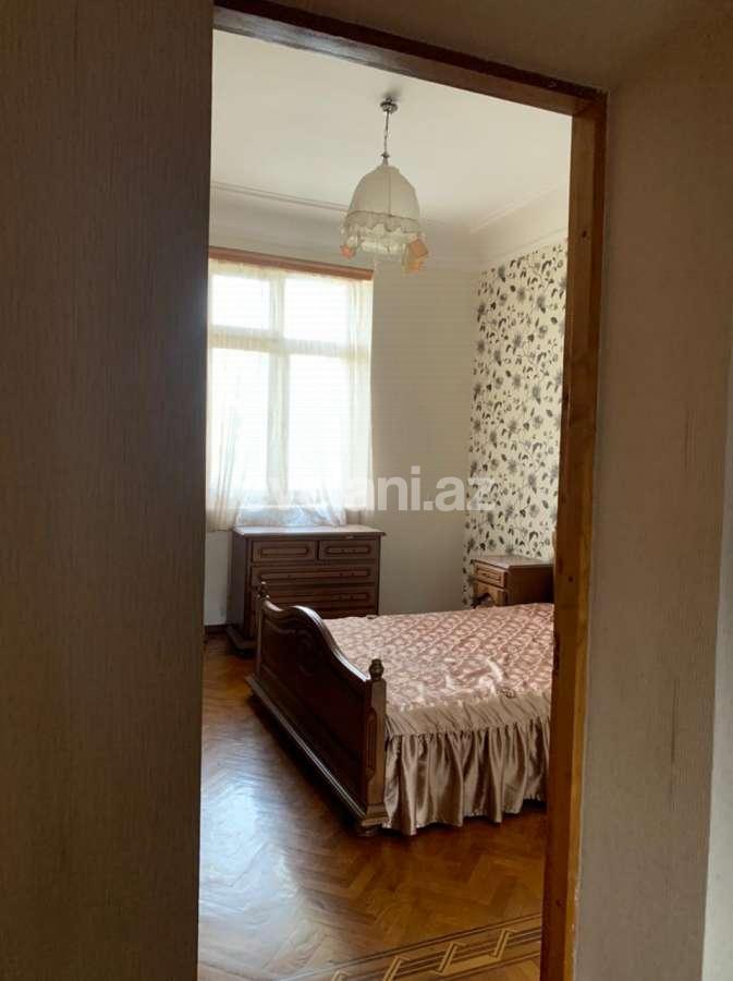 Сдаётся, вторичка, 2-комнаты, 70 m², Ичери Шехер m.