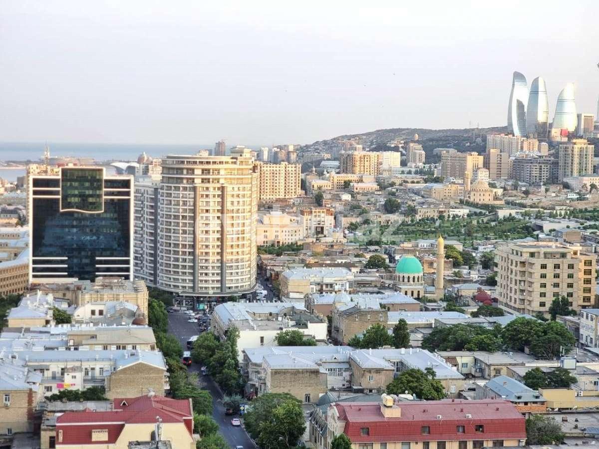 Kirayə verilir, yeni tikili, 4 otaqlı, 205 m², Nizami m.