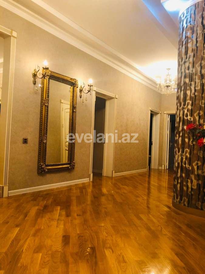 Satılır, yeni tikili, 3 otaqlı, 120 m², İnşaatçılar m.