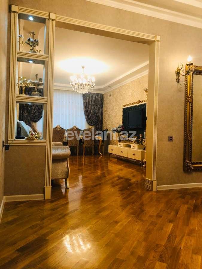 Satılır, yeni tikili, 3 otaqlı, 120 m², İnşaatçılar m.