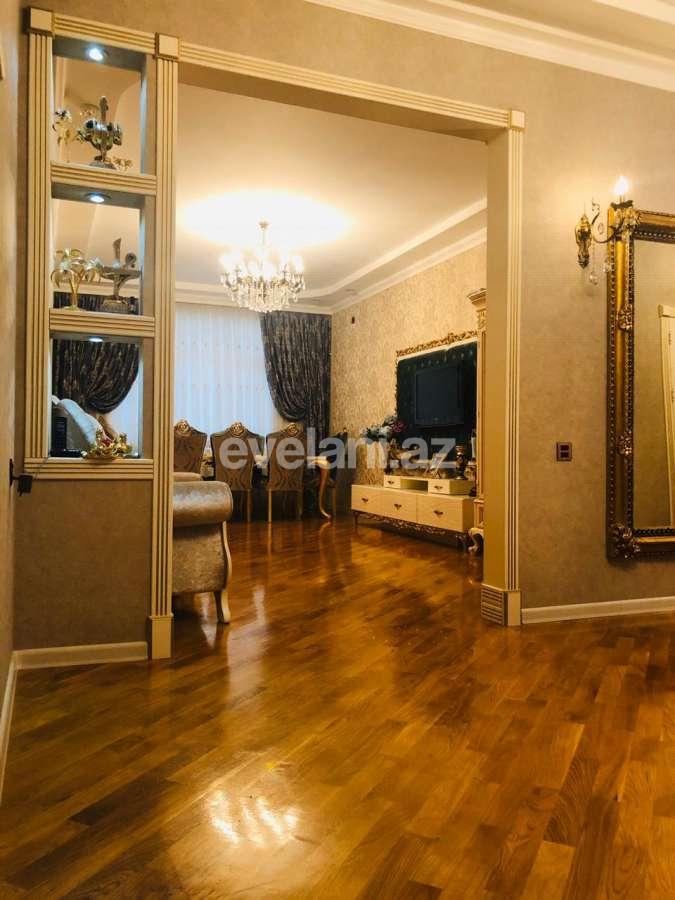 Satılır, yeni tikili, 3 otaqlı, 120 m², İnşaatçılar m.