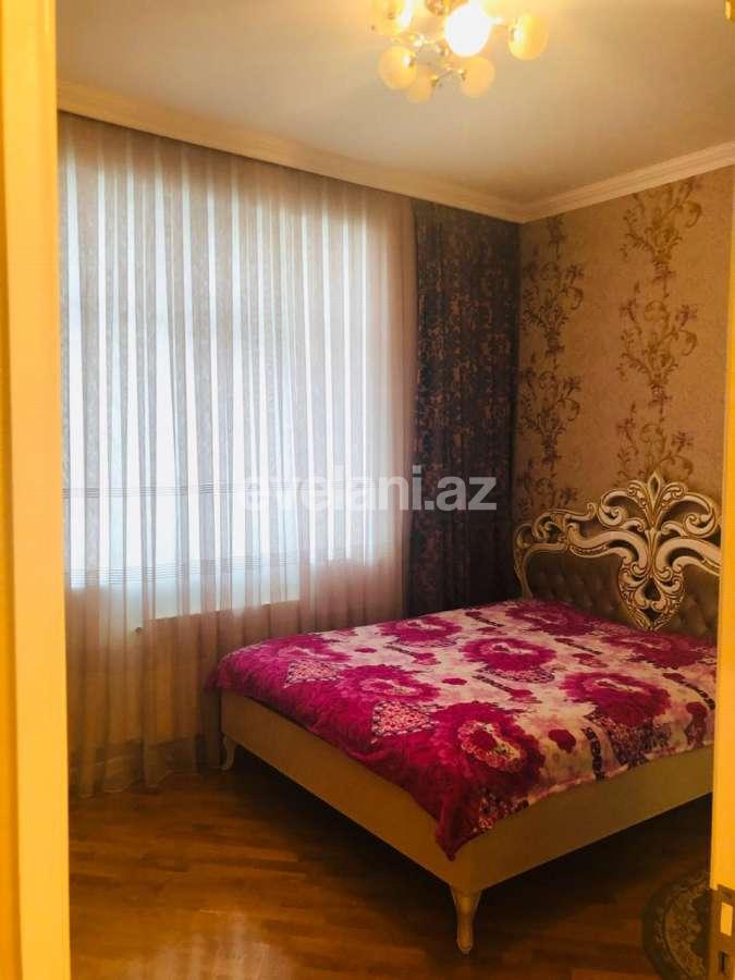 Satılır, yeni tikili, 3 otaqlı, 120 m², İnşaatçılar m.