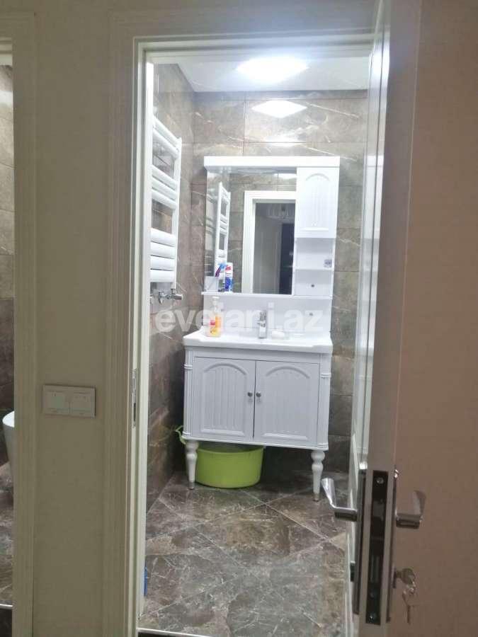 Satılır, köhnə tikili, 2 otaqlı, 60 m², Gənclik m.