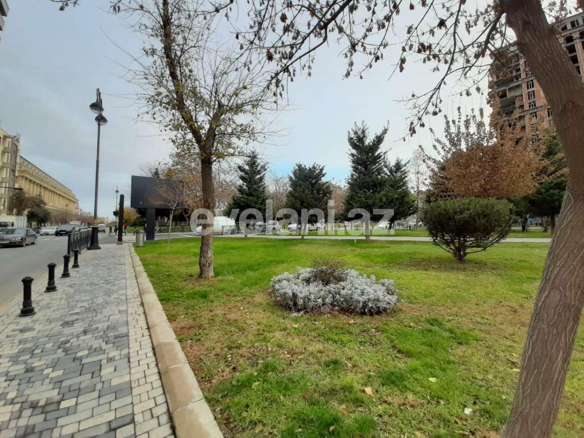 Satılır, yeni tikili, 3 otaqlı, 180 m², Gənclik m.