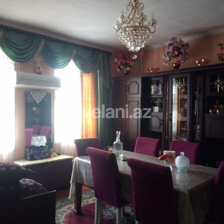 Satılır, həyət evi / bağ, 9 otaqlı, 400 m², Binə q.