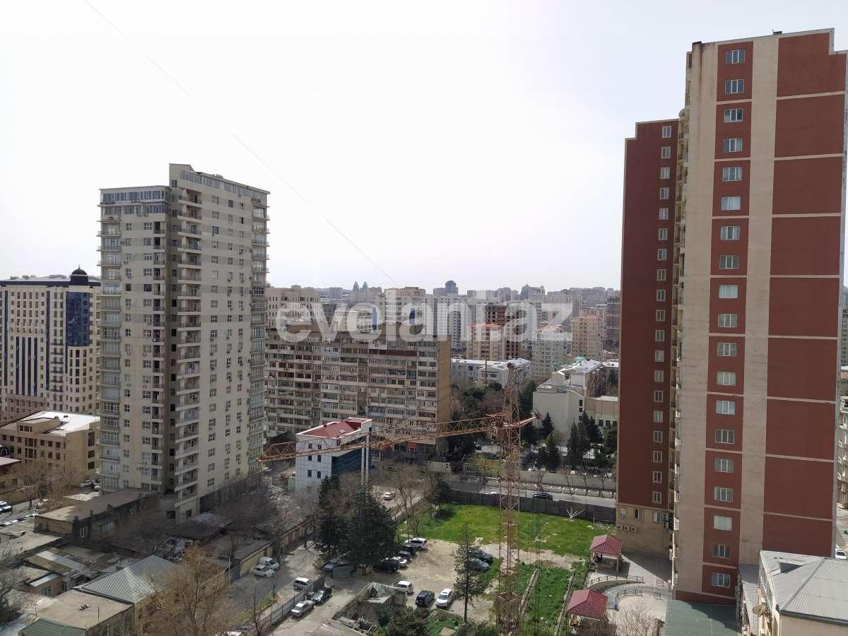 Продаётся, новостройка, 3-комнаты, 140 m², 28 мая m.