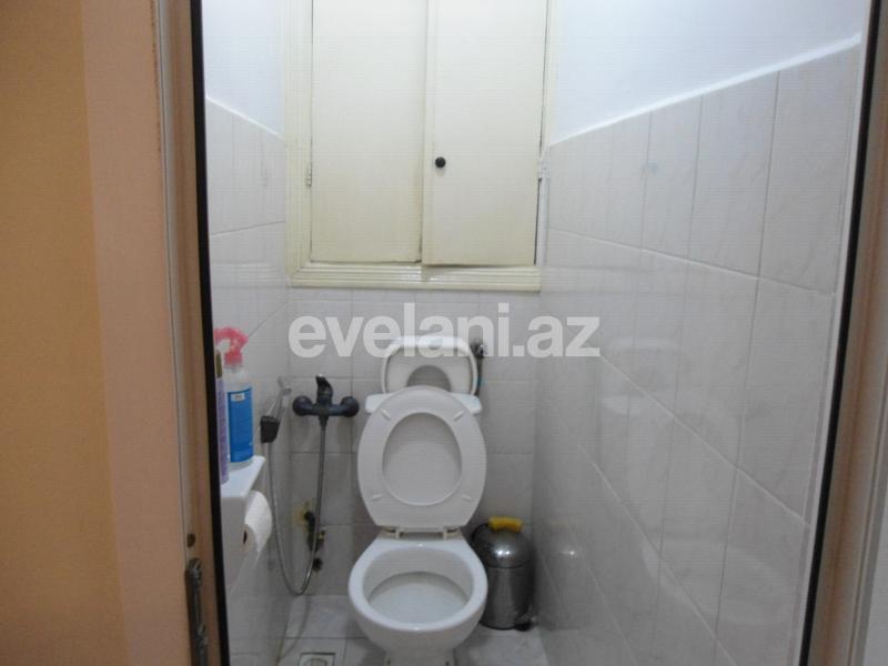 Satılır, köhnə tikili, 4 otaqlı, 115 m², İnşaatçılar m.