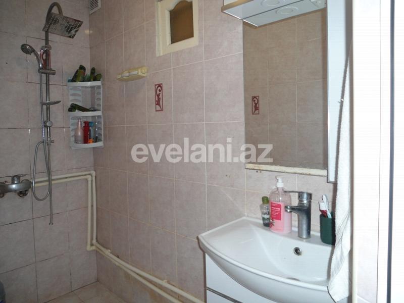 Satılır, köhnə tikili, 4 otaqlı, 115 m², İnşaatçılar m.