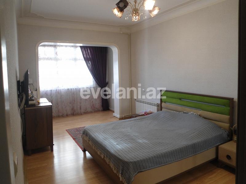 Satılır, köhnə tikili, 4 otaqlı, 115 m², İnşaatçılar m.