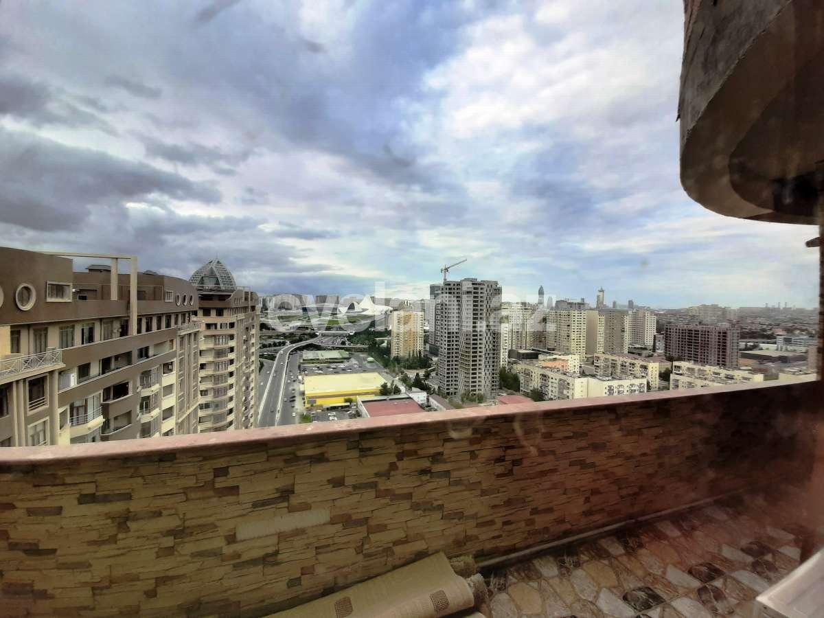 Satılır, yeni tikili, 4 otaqlı, 226 m², Şah İsmayıl Xətai m.