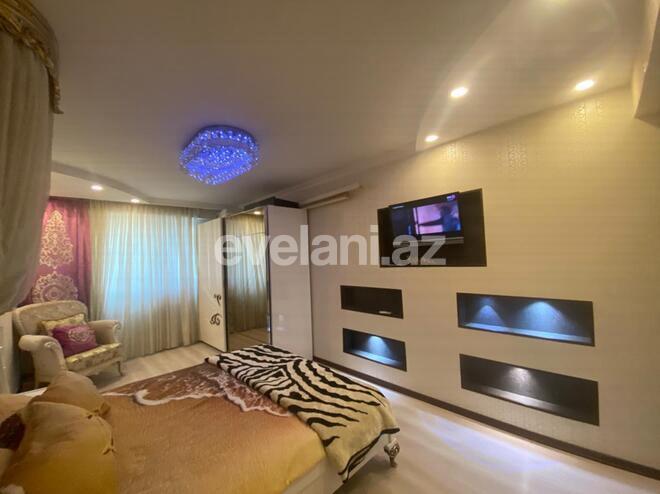 Sale, new building, 2 room, 82 m², Bakikhanov d.