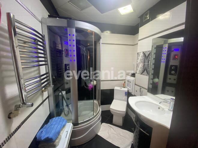 Sale, new building, 2 room, 82 m², Bakikhanov d.