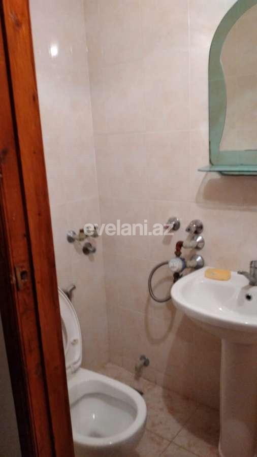 Kirayə verilir, köhnə tikili, 2 otaqlı, 70 m², İnşaatçılar m.