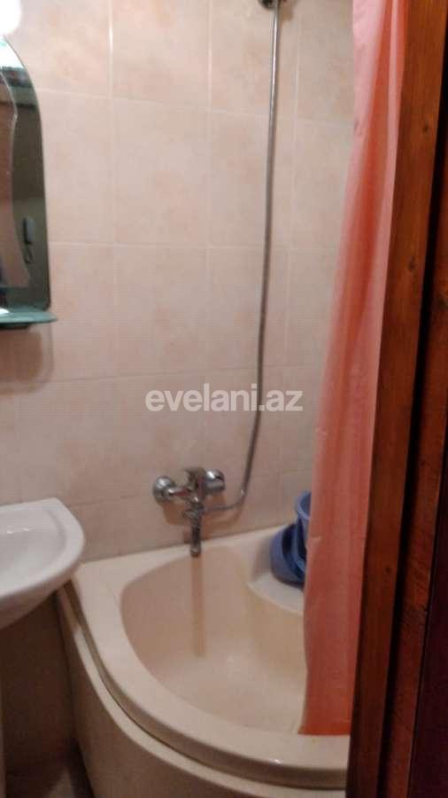 Kirayə verilir, köhnə tikili, 2 otaqlı, 70 m², İnşaatçılar m.