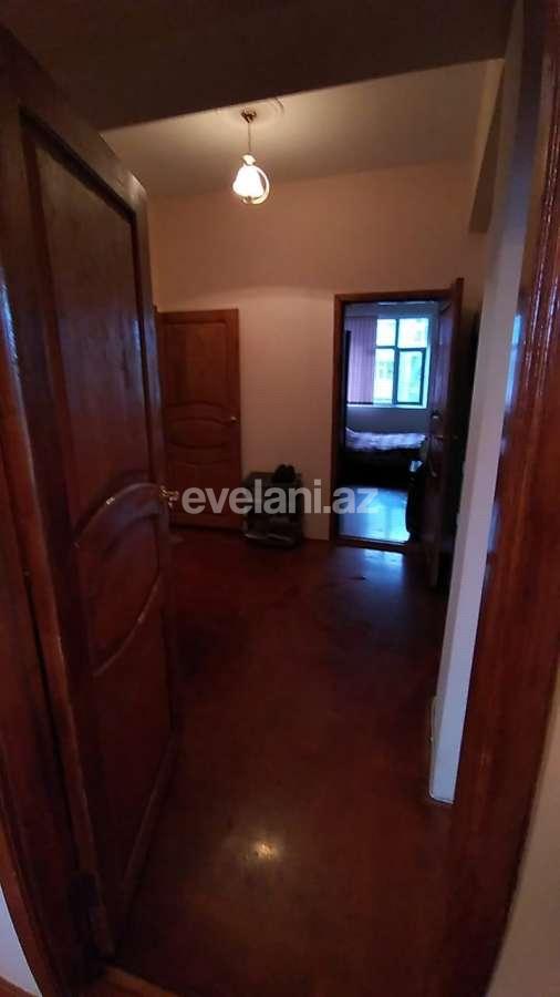 Kirayə verilir, köhnə tikili, 2 otaqlı, 70 m², İnşaatçılar m.