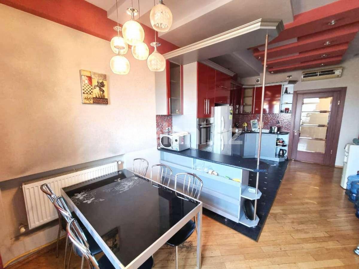 Satılır, yeni tikili, 4 otaqlı, 200 m², Nizami m.