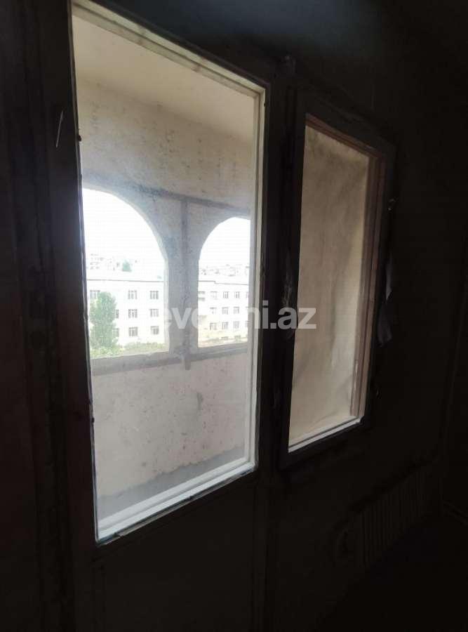 Sale, old building, 4 room, 110 m², Yeni Yasamal d.