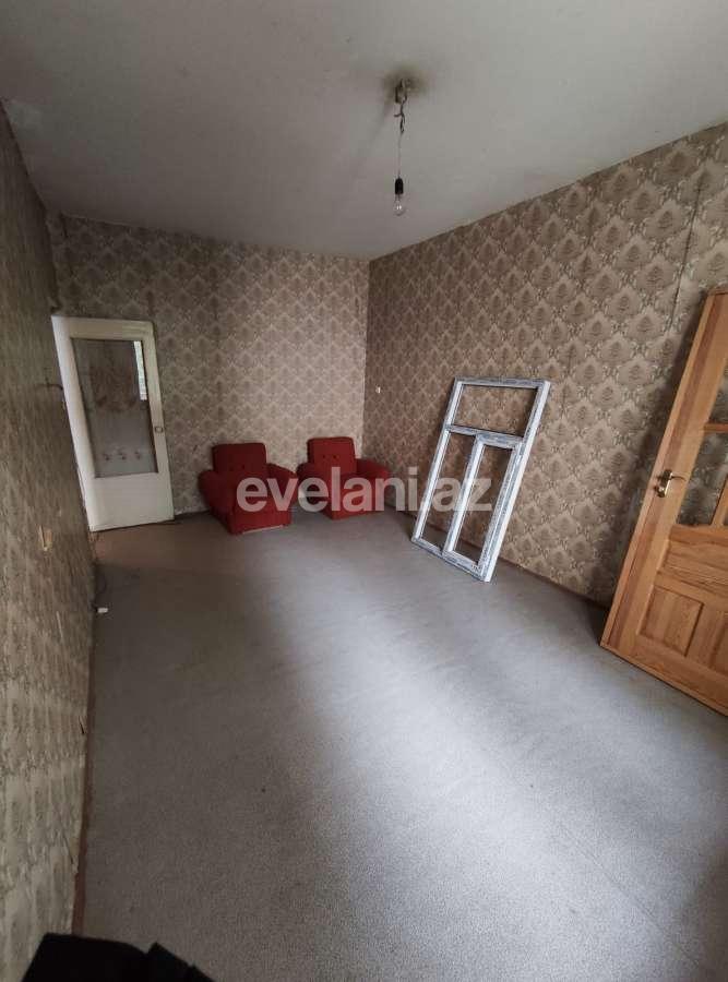 Sale, old building, 4 room, 110 m², Yeni Yasamal d.