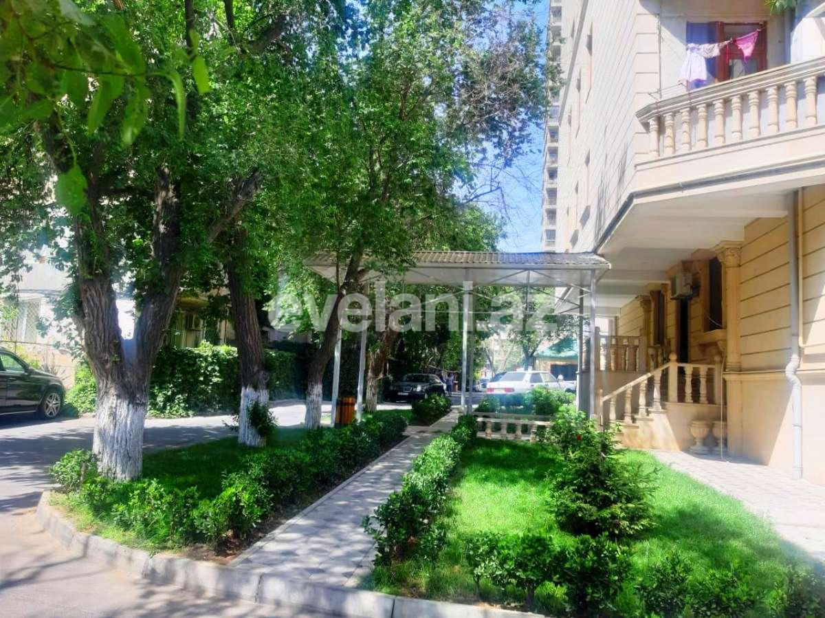 Продаётся, новостройка, 2-комнаты, 66 m², Иншаатчылар m.