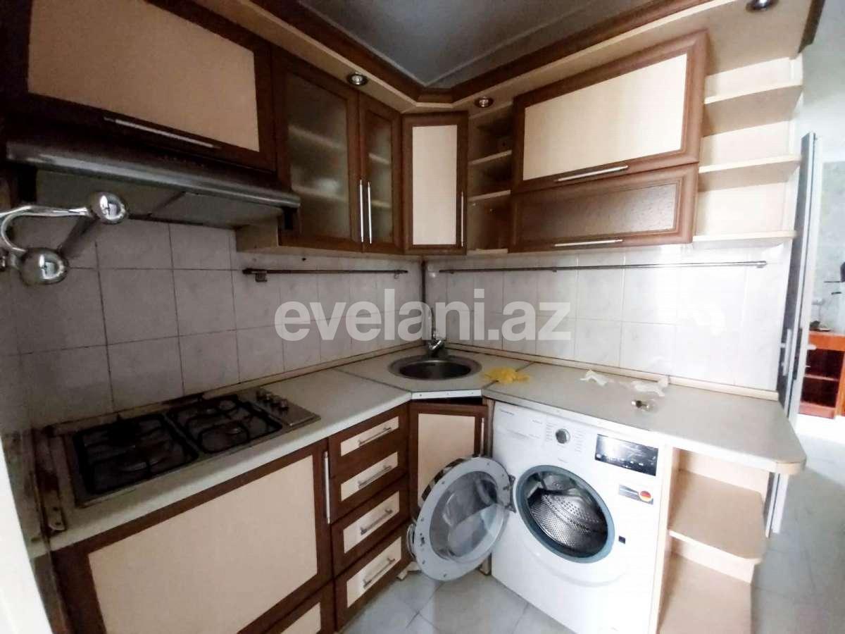 Rent, old building, 2 room, 50 m², Elmlar Akademiyası m.