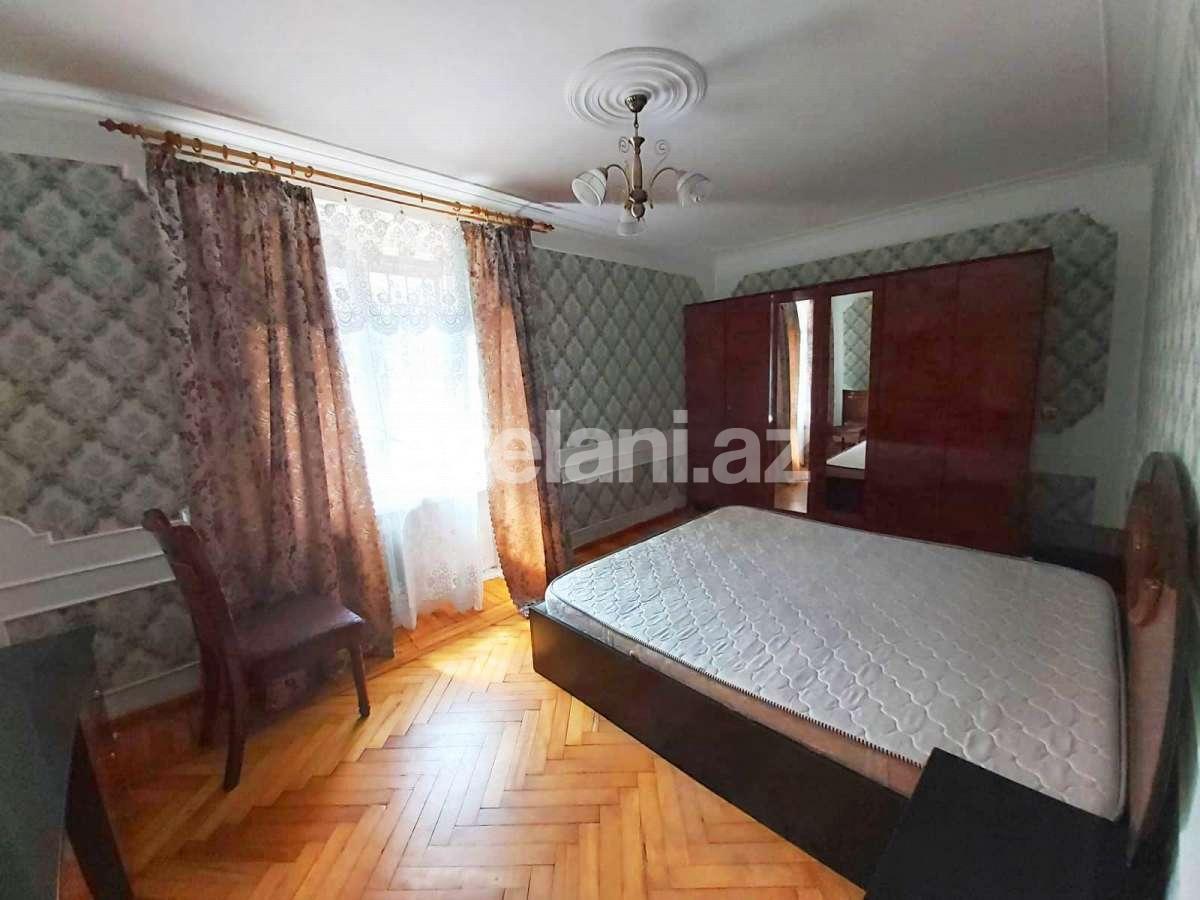 Rent, old building, 2 room, 50 m², Elmlar Akademiyası m.