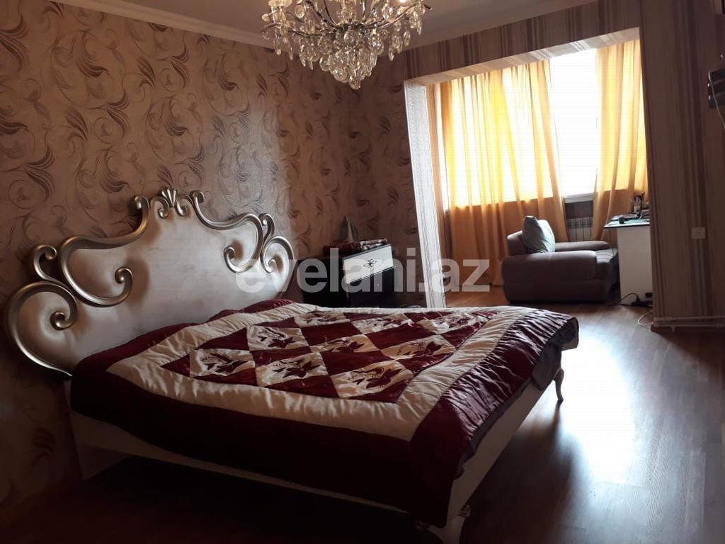 Rent, old building, 2 room, 75 m², Elmlar Akademiyası m.