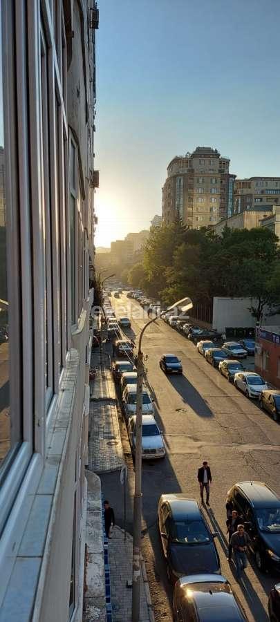 Satılır, yeni tikili, 3 otaqlı, 140 m², Nizami m.