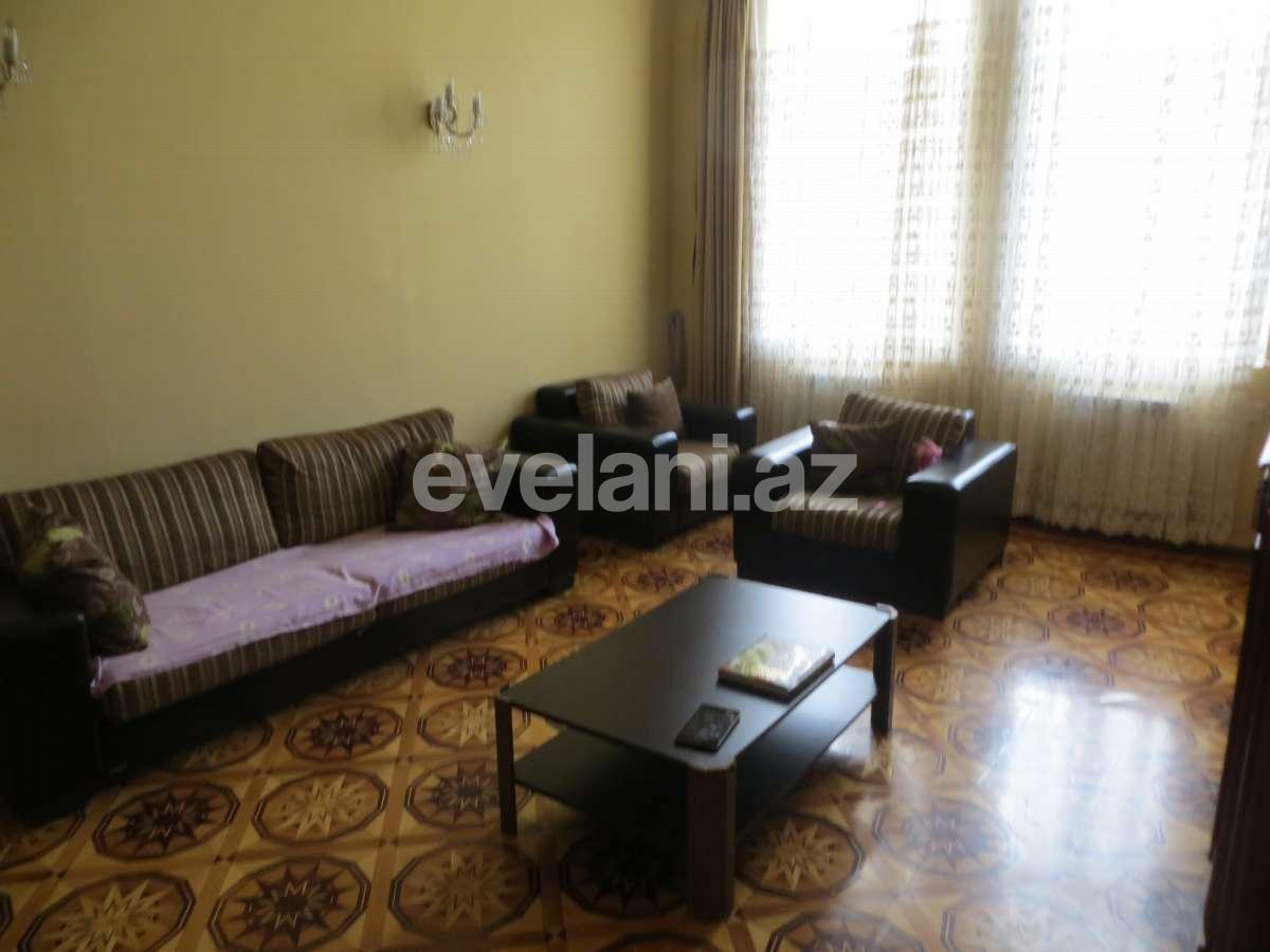 Satılır, köhnə tikili, 3 otaqlı, 120 m², Sahil m.