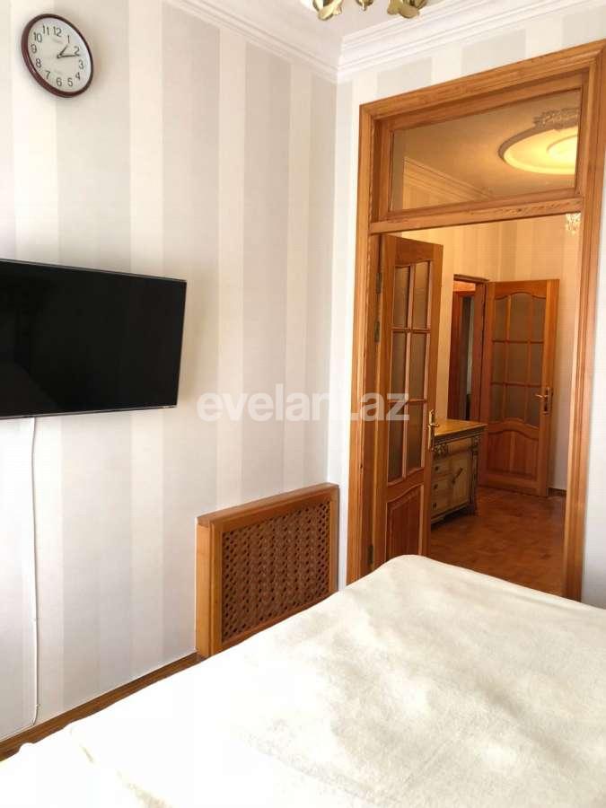 Satılır, köhnə tikili, 4 otaqlı, 137 m², Nizami m.