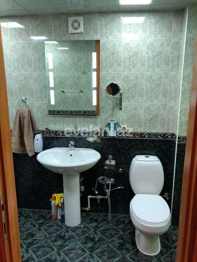 Satılır, köhnə tikili, 4 otaqlı, 137 m², Nizami m.