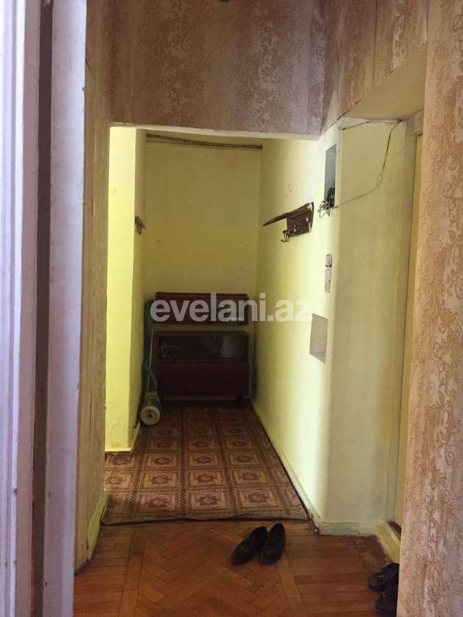 Rent, old building, 2 room, 60 m², Elmlar Akademiyası m.