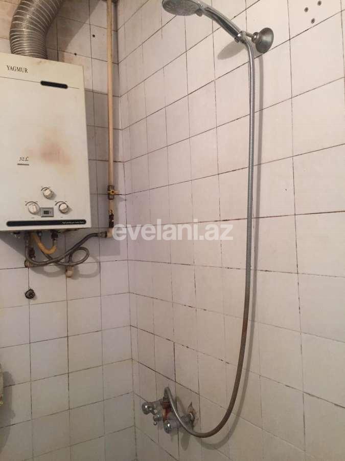 Rent, old building, 2 room, 60 m², Elmlar Akademiyası m.