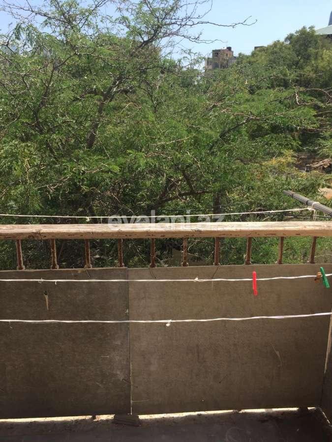 Rent, old building, 2 room, 60 m², Elmlar Akademiyası m.