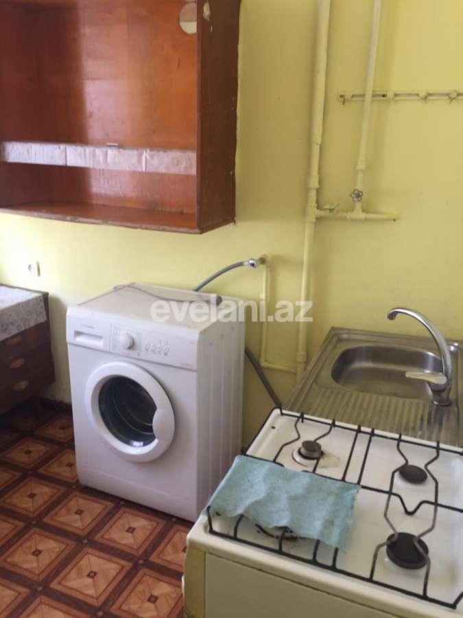 Rent, old building, 2 room, 60 m², Elmlar Akademiyası m.