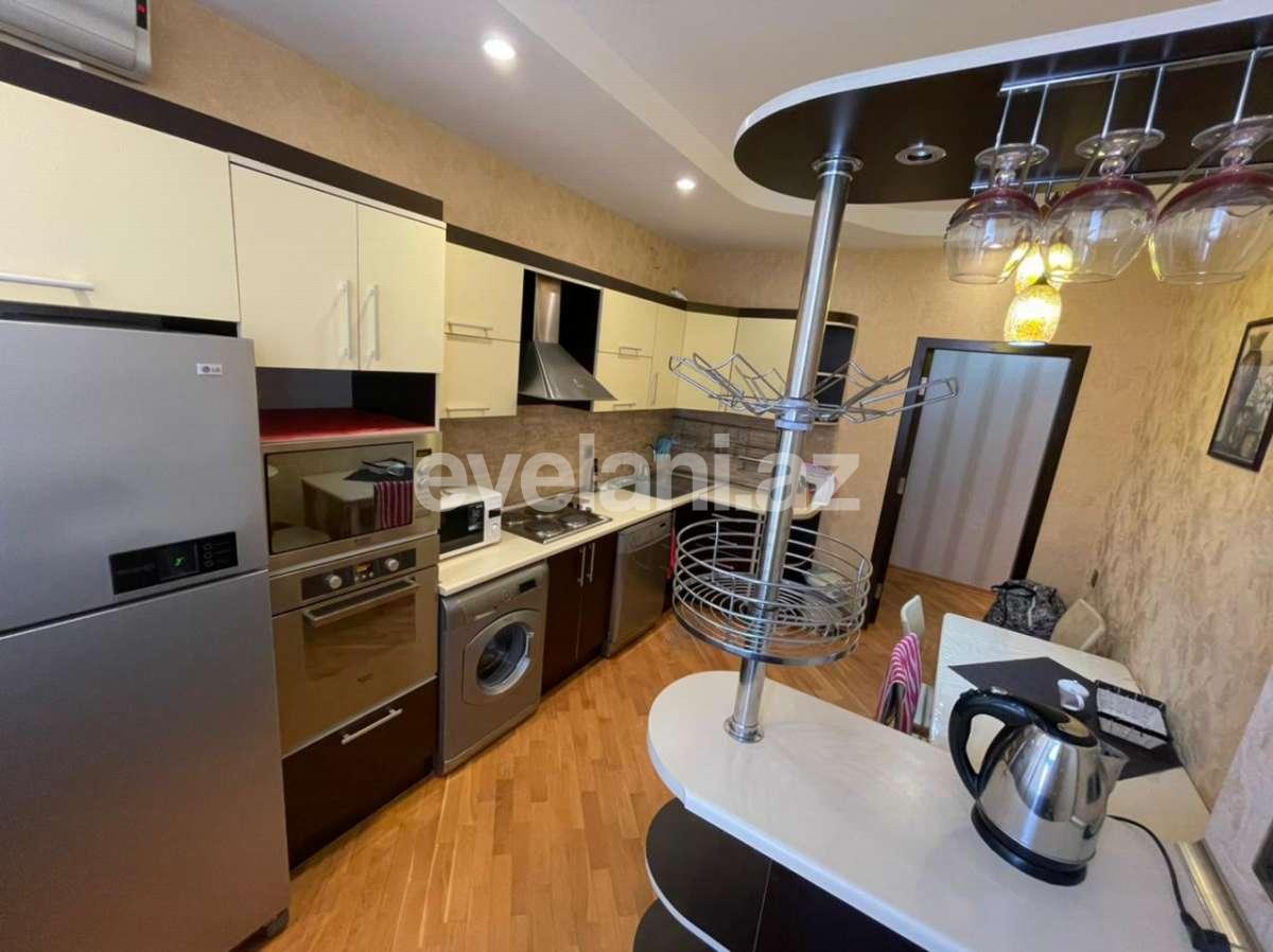 Kirayə verilir, yeni tikili, 3 otaqlı, 120 m², 8 Noyabr m.