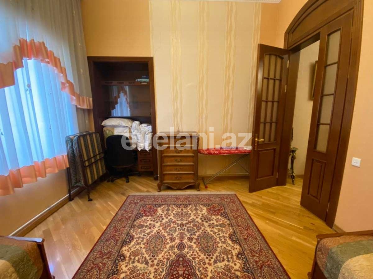 Satılır, köhnə tikili, 4 otaqlı, 180 m², İçəri Şəhər m.