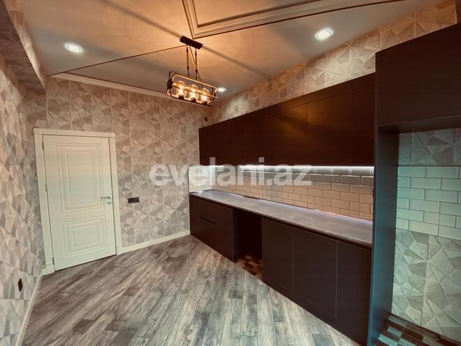 Satılır, yeni tikili, 3 otaqlı, 100 m², Bakıxanov q.