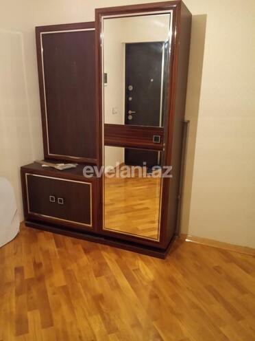 Satılır, yeni tikili, 3 otaqlı, 105 m², İnşaatçılar m.