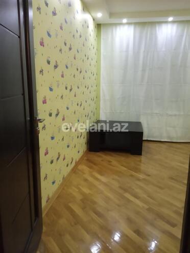 Satılır, yeni tikili, 3 otaqlı, 105 m², İnşaatçılar m.