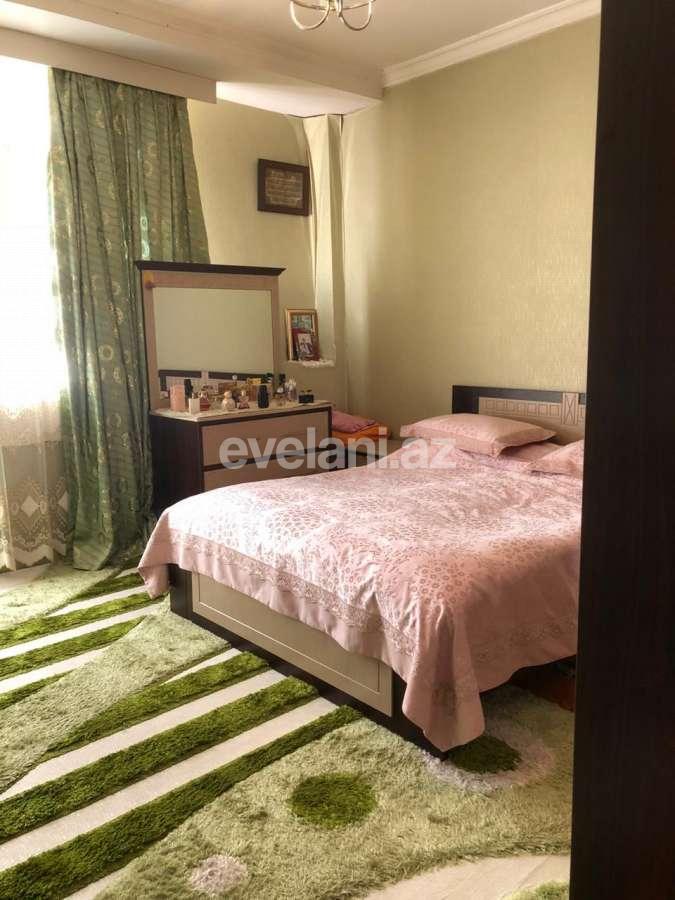 Satılır, yeni tikili, 4 otaqlı, 238 m², 8-ci mikrorayon q.