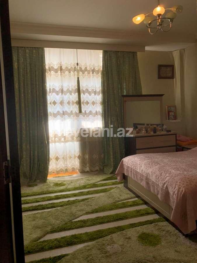 Satılır, yeni tikili, 4 otaqlı, 238 m², 8-ci mikrorayon q.