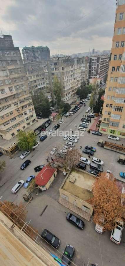 Satılır, yeni tikili, 4 otaqlı, 238 m², 8-ci mikrorayon q.