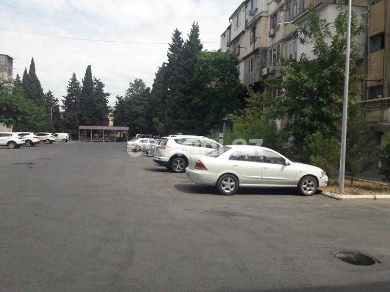 Sale, old building, 2 room, 55 m², Elmlar Akademiyası m.