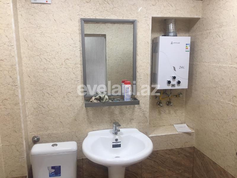 Sale, old building, 2 room, 55 m², Elmlar Akademiyası m.