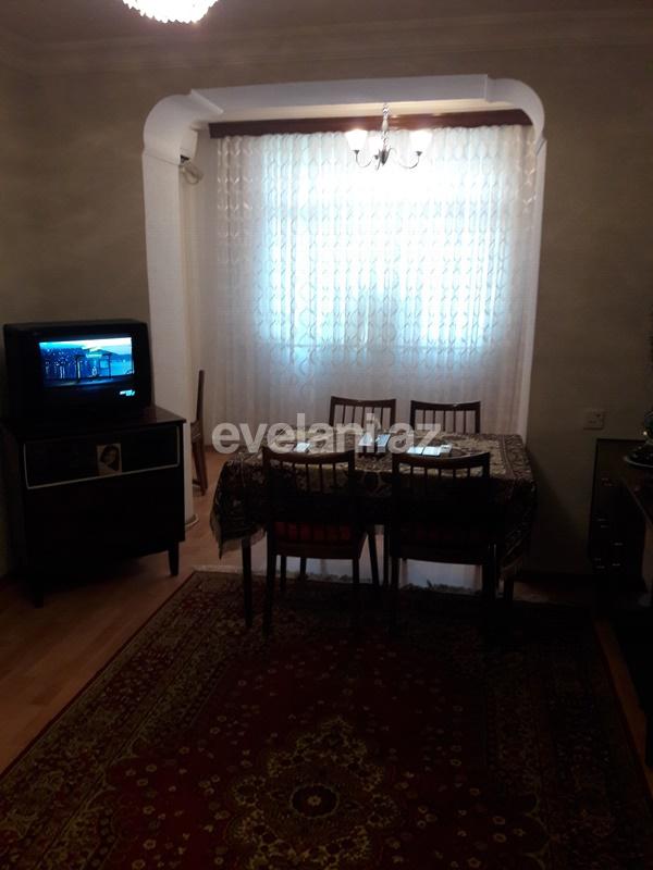 Sale, old building, 2 room, 55 m², Elmlar Akademiyası m.