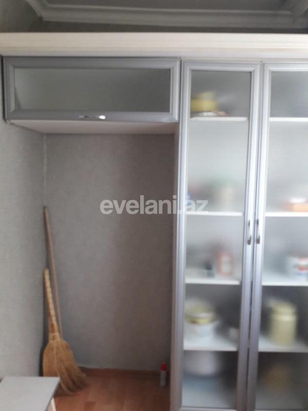 Sale, old building, 2 room, 55 m², Elmlar Akademiyası m.
