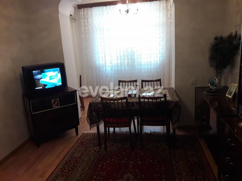 Sale, old building, 2 room, 55 m², Elmlar Akademiyası m.